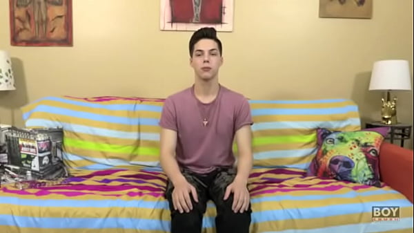 Sexy Damon Diaz Wanks Hard And Rides Massive Dildo