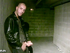 med arab thug cuming big cock