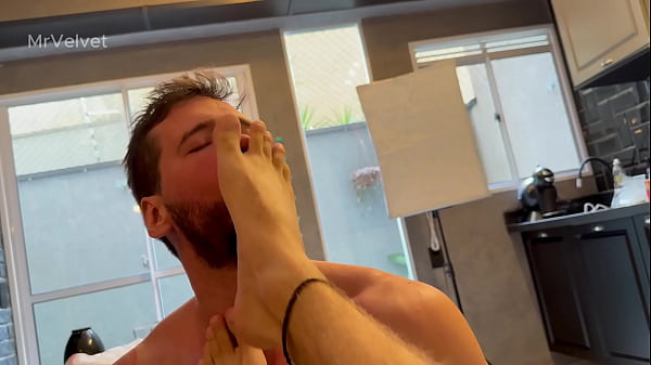 Aquela passagem na casa do amigo , Acaba dando nisso / Video completo XVIDEOSRED OU SHEER / Subscreva-se no perfi