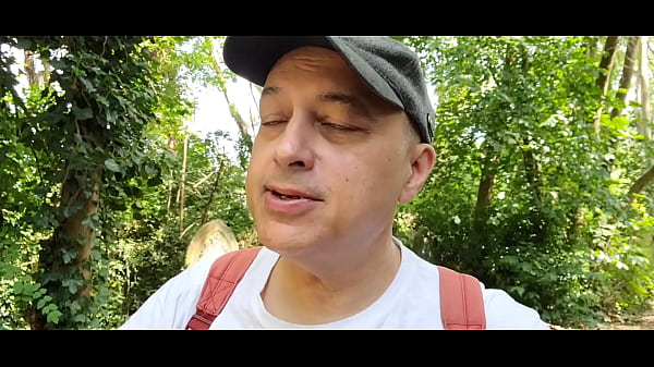 Cruising Nunhead Cemetery