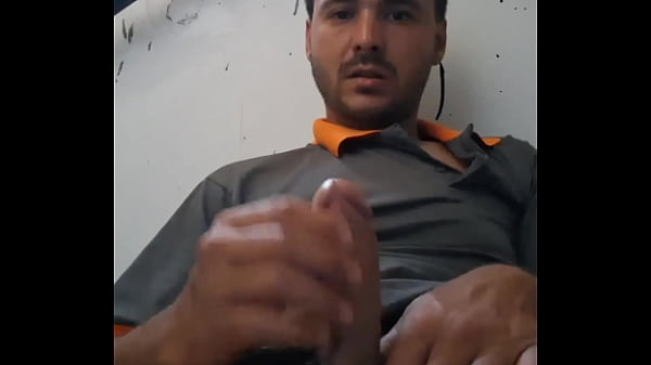 Diogo Brasileiro Punheteiro na Escada 12