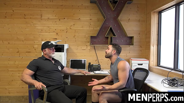 Shoplifter Twink Shows Off His Special Talent: Sucking and Fucking Security Guard – Menperps